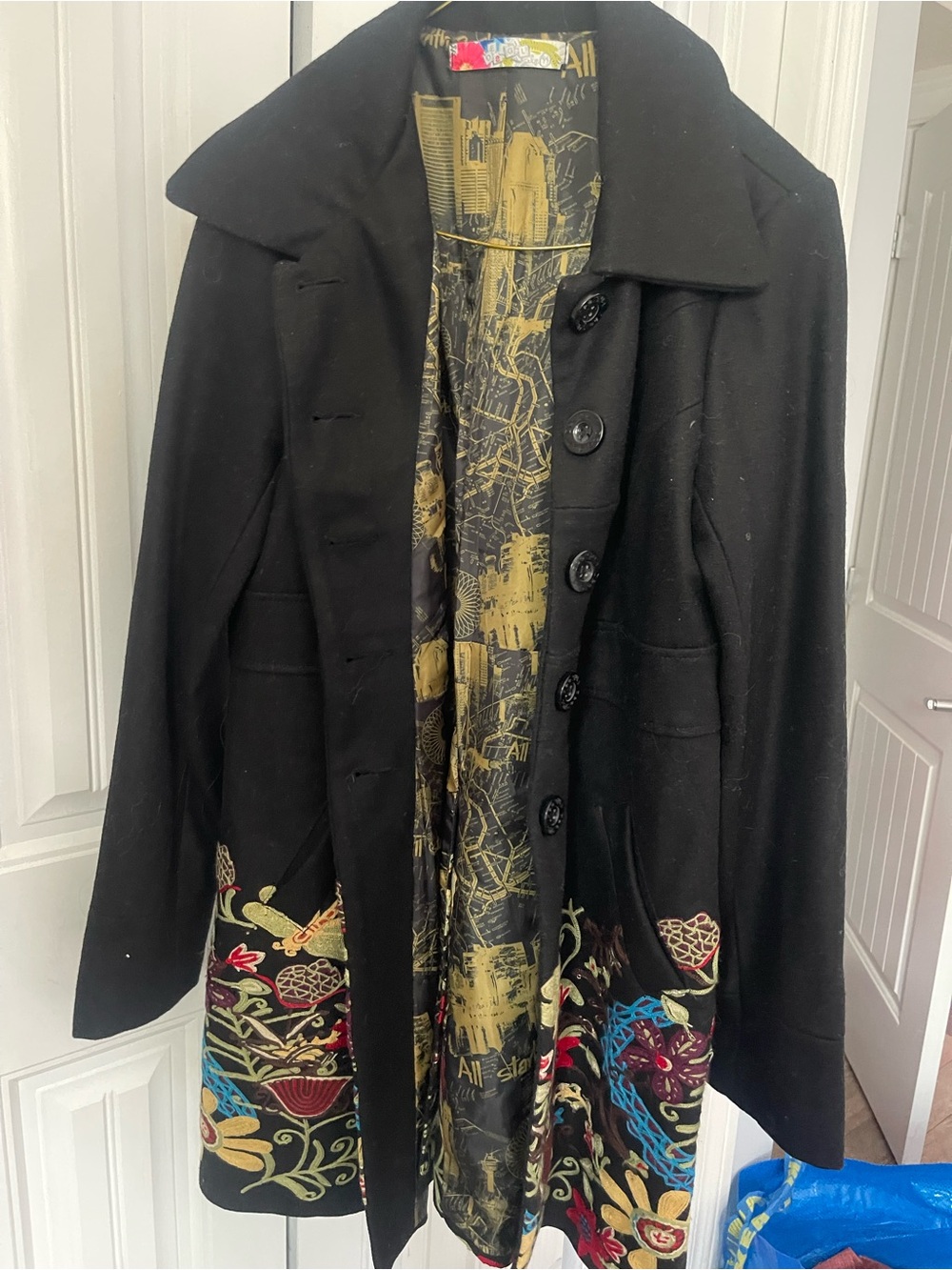 DESIGUAL Black Embroidered Women's Coat with Colorful Floral Detail
